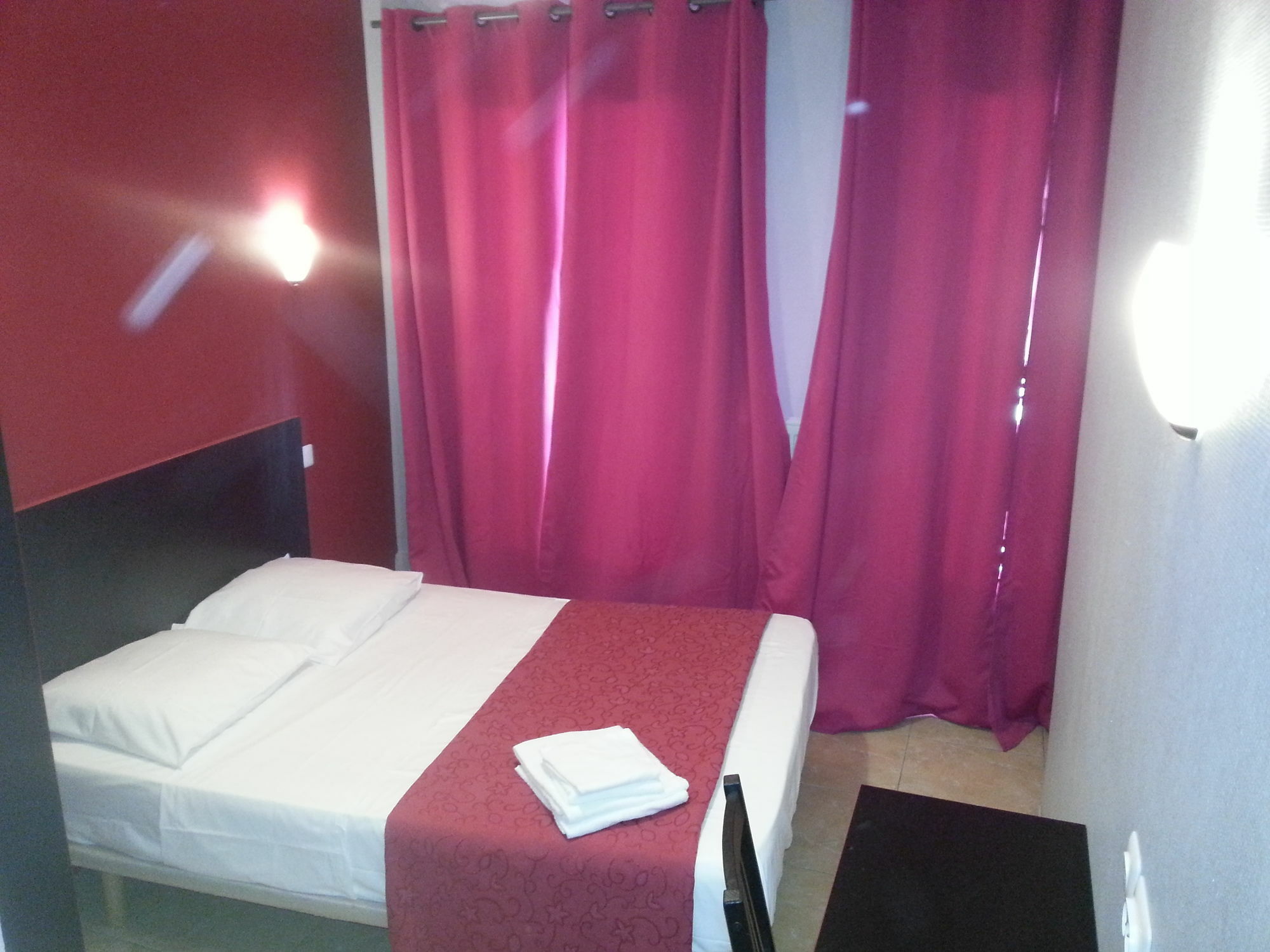 Hipotel Bastille Saint Antoine Hotel Parigi